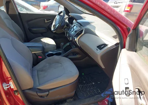 2010 Hyundai Tucson Gls z USA, uszkodzony, nr VIN KM8JT3AC2AU079120